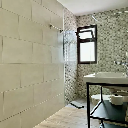 公寓 Luna By Vulcano Homes *